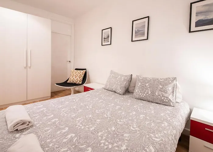 Spacious Old Town Appartement *