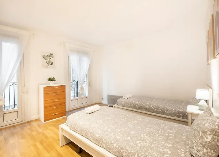 Spacious Old Town Appartement *